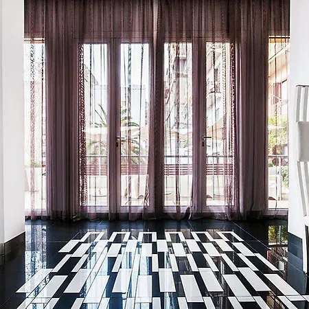 Отель Bcn Design 5*