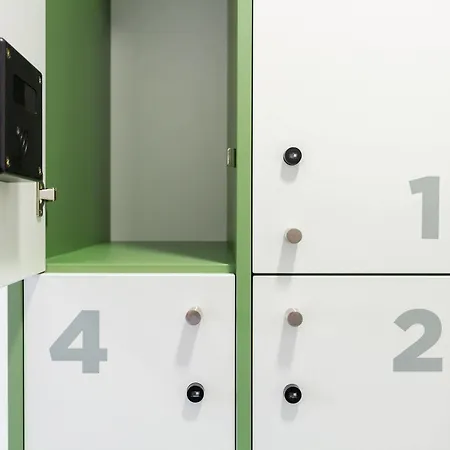 Sant Jordi Hostel Barcelona