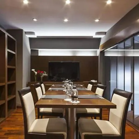 Acta Atrium Palace Otel 4*
