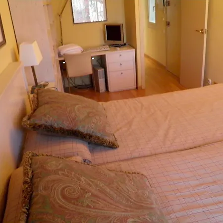 Sant Jordi Girona 97 Apartment