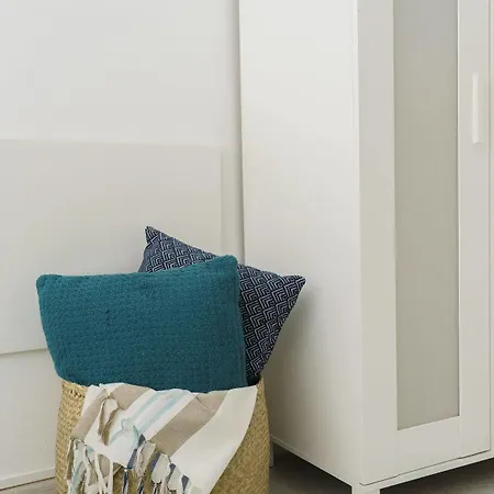 Bypillow House *