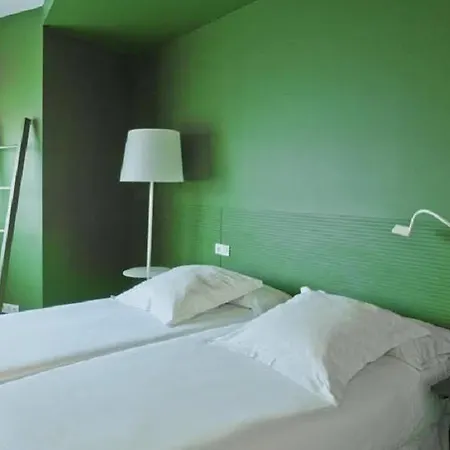 Sixties Ramblas Hotel 3*