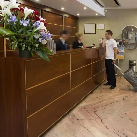 Flor Parks Hotel 3*