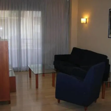 Aparthotel Arago565 2*