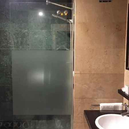Apartahotel Numa Brio 4*