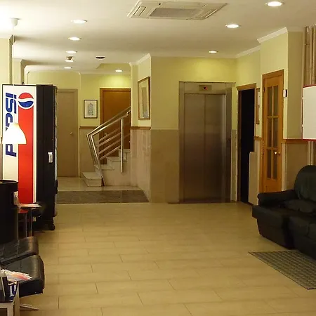 Hotel Comercio *