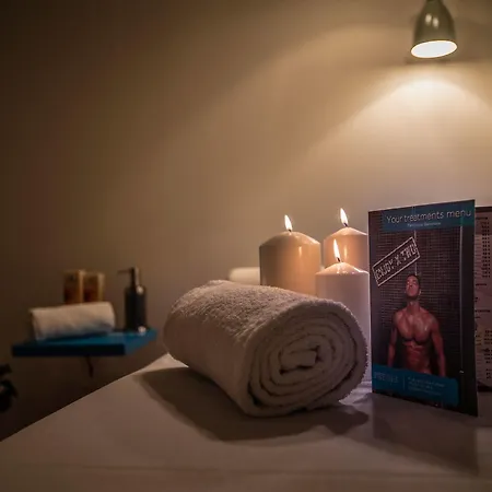 Axel Two 4 Sup - Adults Only 4*