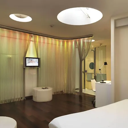Chic & Basic Born Boutique 3* Barcelona