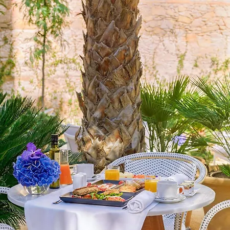 H10 Casa Mimosa 4* Sup 4*