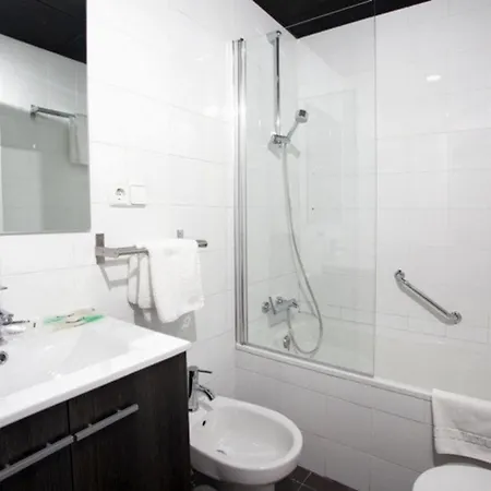Barna House Hotel 2*