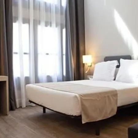 May Ramblas Hotel