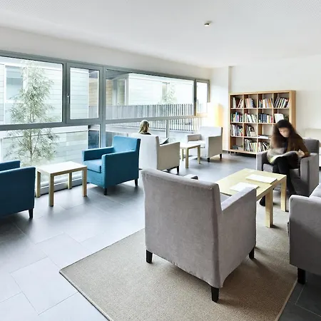 Residencia Universitaria Sarrià * Barcellona