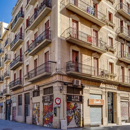 Charming & Convenient Near Plaza Espanya Apartmán