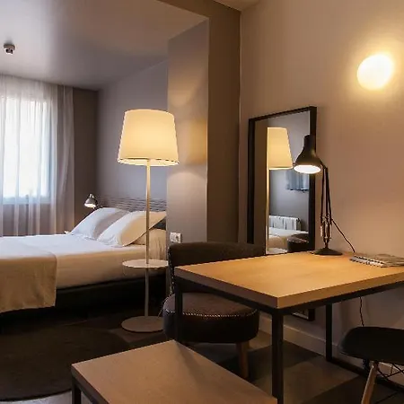 Sixties Ramblas Hotel 3*