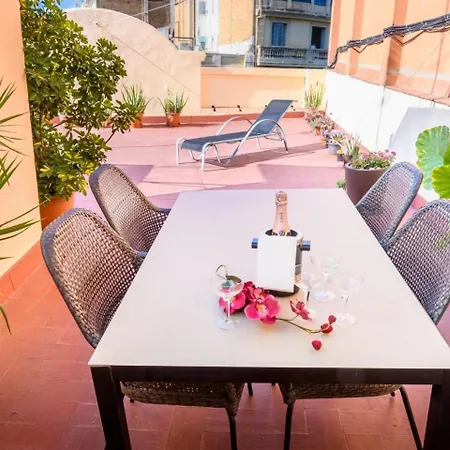 Centrico Atico Con Terraza Privada Barcelona