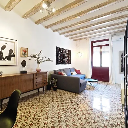 Almodovar Apartamento *