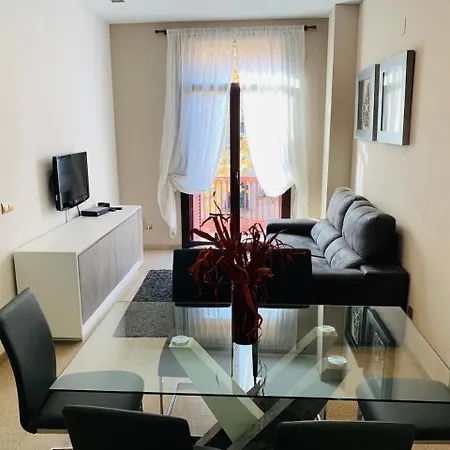 Rambla108 מלון דירות 3*