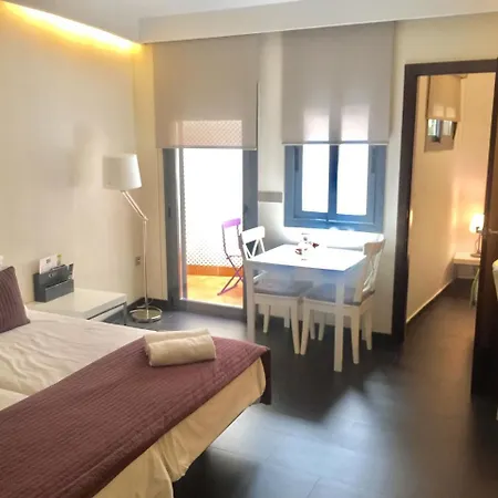 Aparthotel Fifteen Barcellona