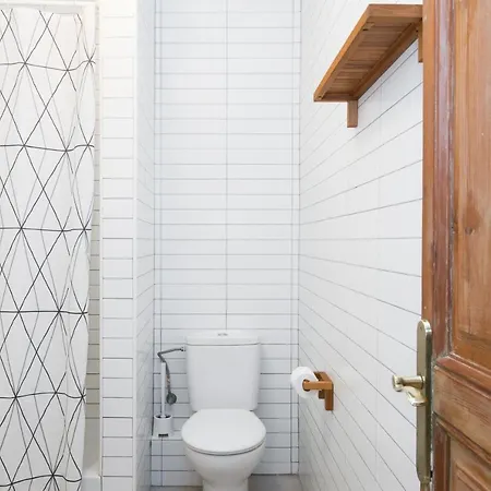 Mooeve Sant Antoni Apartment Barcelona
