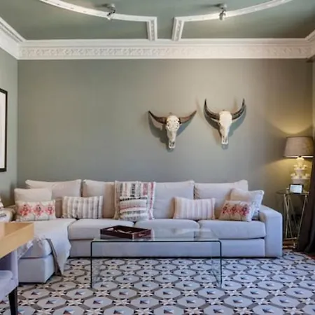 Apartamento Unique - Luxurious Oasis Barcelona