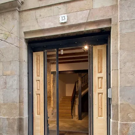 Som Nit Born Penzion Barcelona