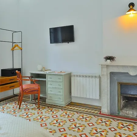 Girona Pensionat 2*