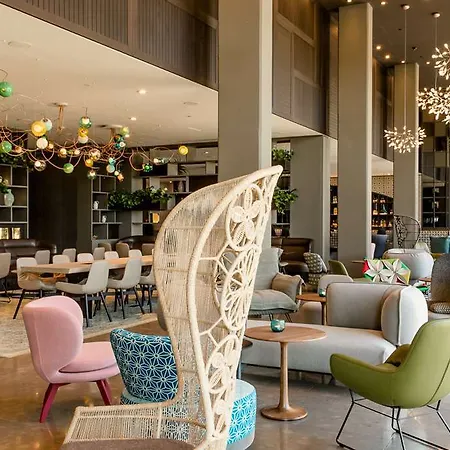 One Barcelona-ciutadella Hotel