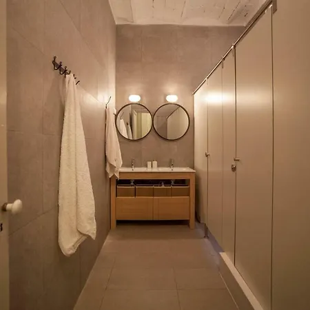 B21-apartamento Modernista Grupos