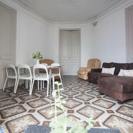 Apartment B21-apartamento Modernista Grupos *