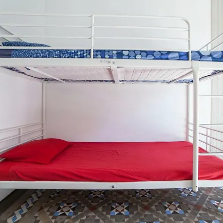 B21-apartamento Modernista Grupos * Barcelona