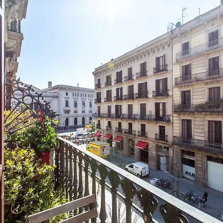 El Born By Casa Consell *
