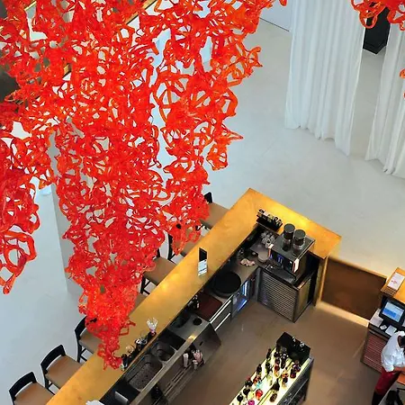 Hilton Hotel 4*