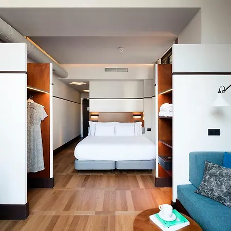 Praktik èssens Hotel Barcellona