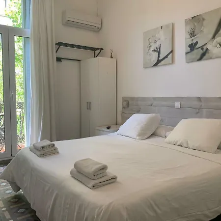 Eixample بيت ضيافة 2*