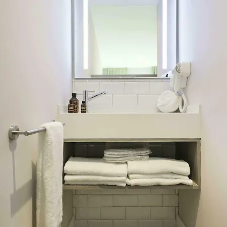 Hotel Niu 3*