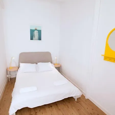 Bed And Beach Apartment