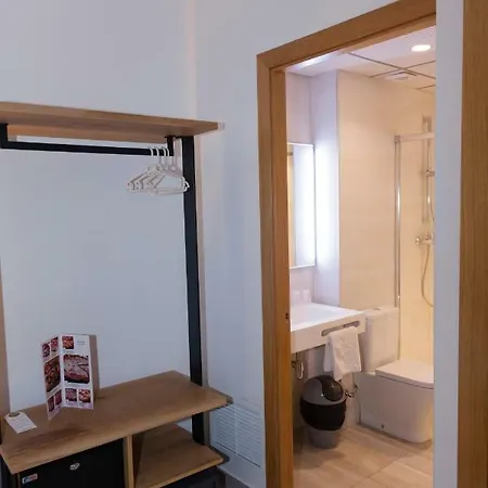 Casa de hóspedes Paris *