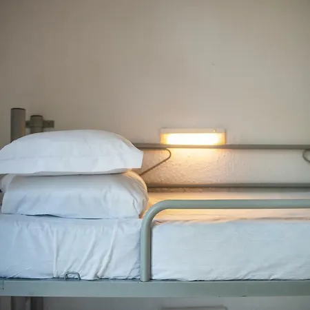 Safestay Passeig De Gracia (adults Only) Hostel *