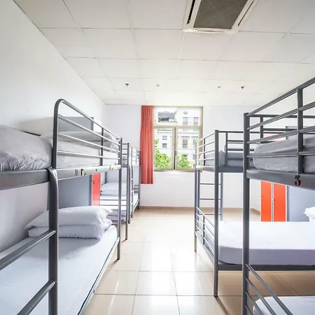 Safestay Passeig De Gracia (adults Only) Hostel *