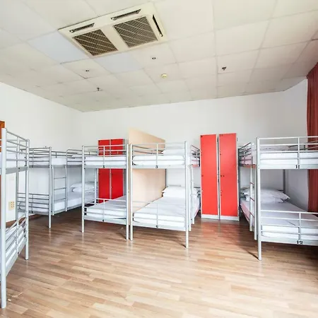 Safestay Passeig De Gracia (adults Only) Hostel Barcelona