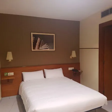 El Jardi 2* برشلونة