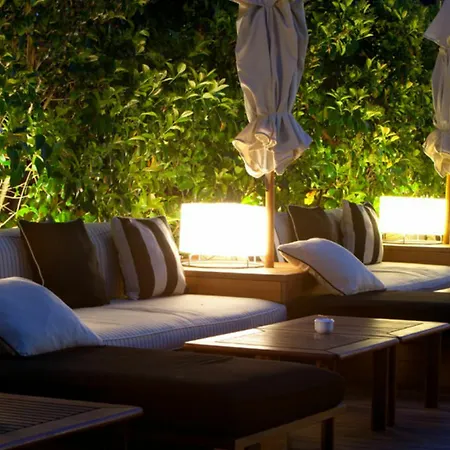 1898 Hotel 4*