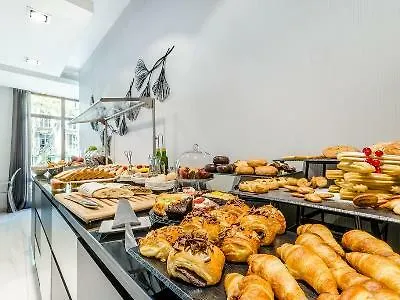 Exe Ramblas Boquería Hotel 3*