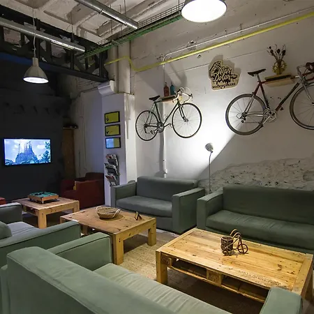 Hostel Bed & Bike