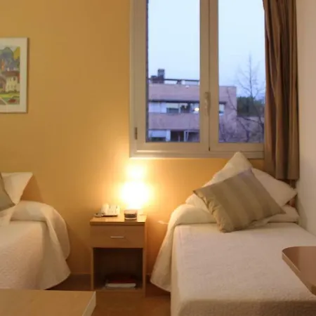Apartamento Residencia Universitaria Torre Girona Barcelona