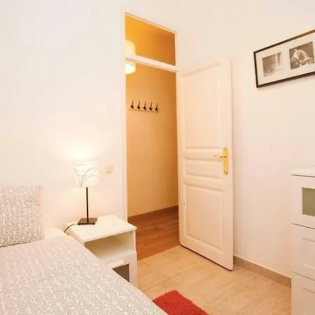 M64 Apca Rent Apartment Barcelona