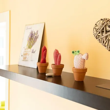 Apartment Housalia Guell & Gracia Barcelona