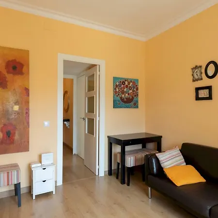 Apartment Housalia Guell & Gracia