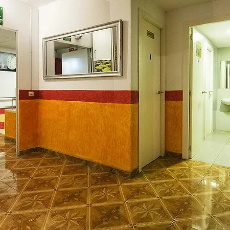 Affittacamere Ideal Sants 2*