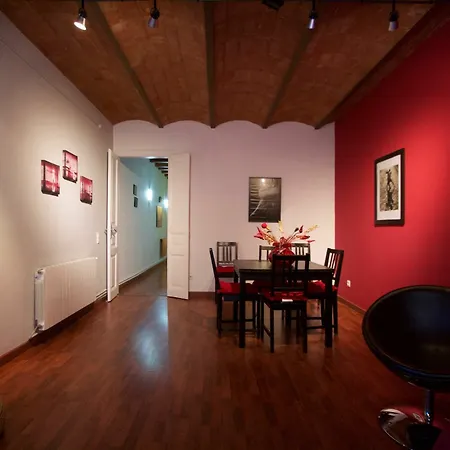Charm Rambla Catalunya Apartment
